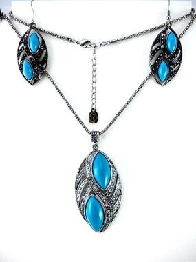 Vintage You & I Turquoise Silver Pendant Necklace Earrings Set
